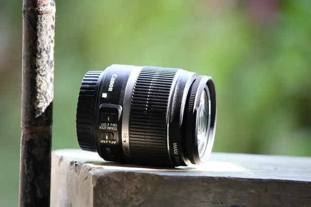 6 Best Macro Lens For Sony E Mount Cameras