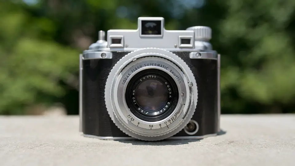 7 Vintage (Old) Kodak Camera Models (+ What They’re Worth Today)